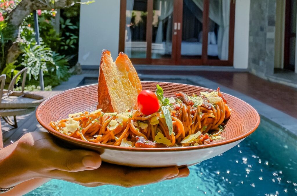 Banave Cafe & Lounge